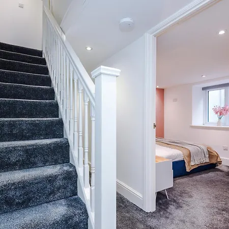 公寓 The Bridgeton In 3 Bedrooms - Parking