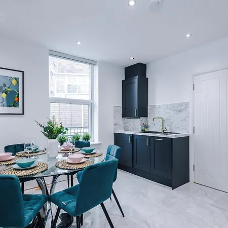 The Bridgeton In 3 Bedrooms - Parking 公寓 哈罗盖特