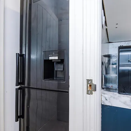 The Bridgeton In 3 Bedrooms - Parking * 哈罗盖特