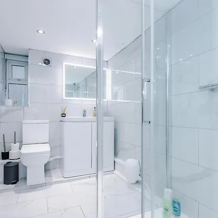The Bridgeton In - Parking - Garden Apartamento
