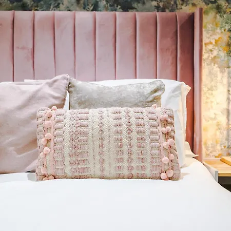 Apartment The Bridgeton In 3 Bedrooms - Parking