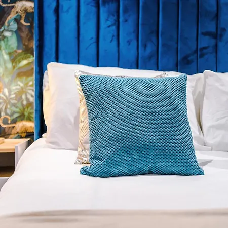 Apartment The Bridgeton In 3 Bedrooms - Parking